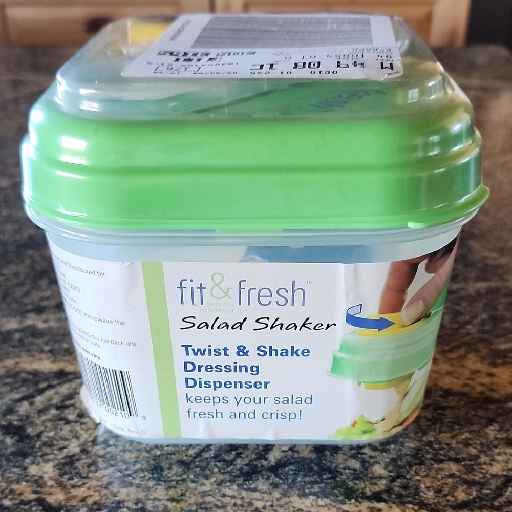 Travel Salad Container - NWT